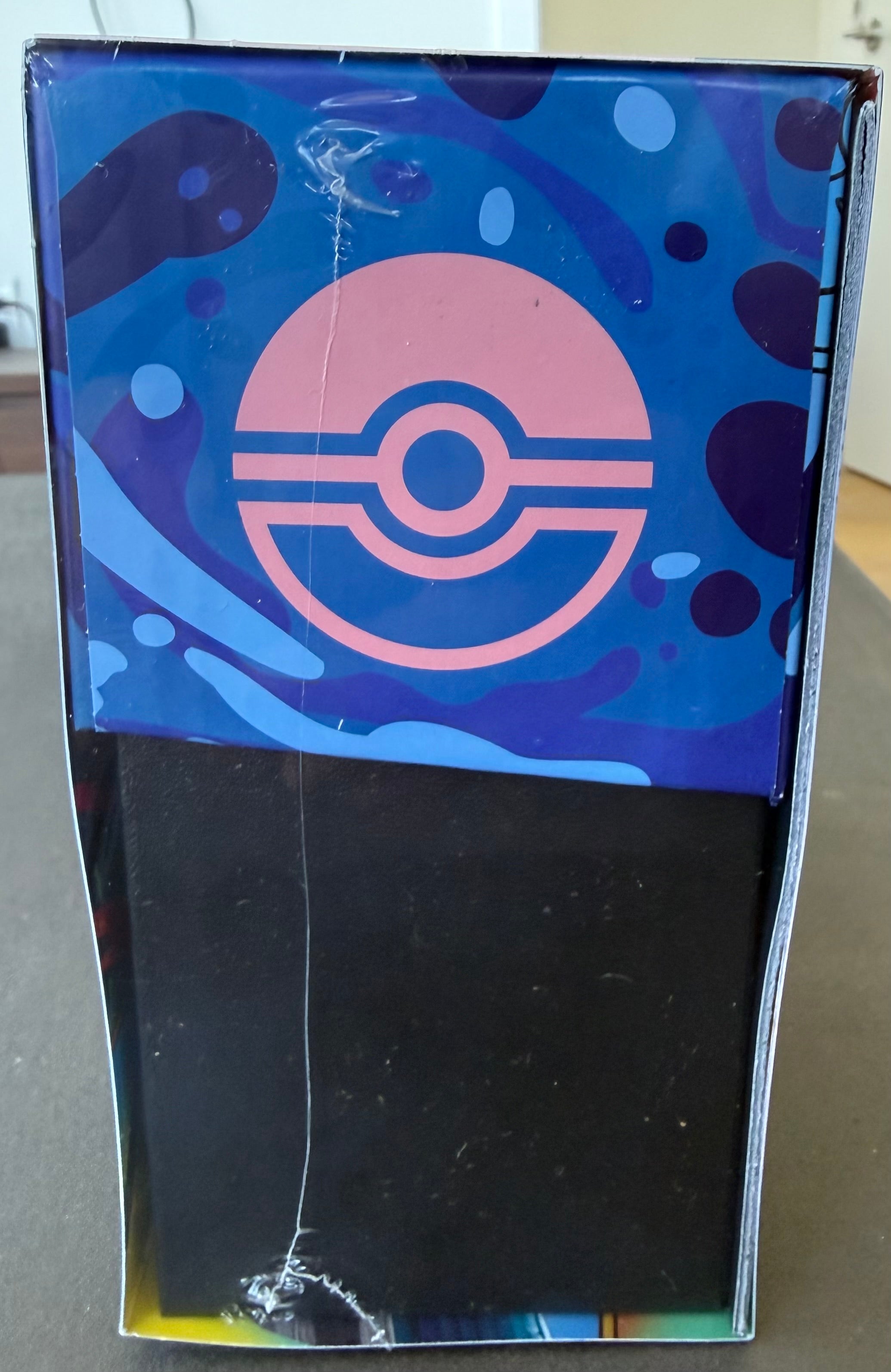 Chaos Rising Pokemon Center Elite Trainer Box - ME04: Chaos Rising (CRI)